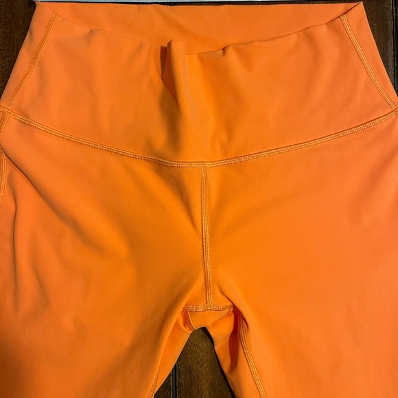 FLORESCENT ORANGE LULULEMON LEGGINGS SIZE 10! - Picture 8 of 8